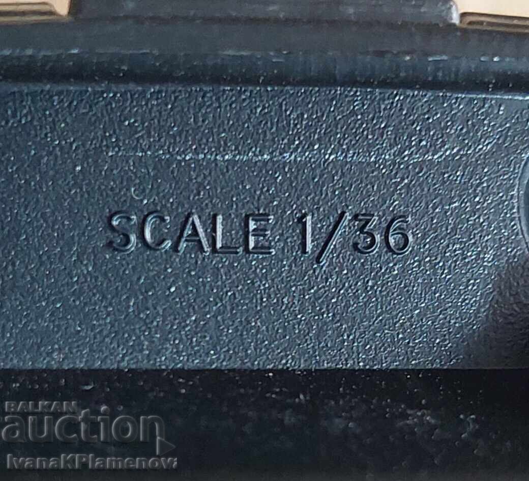 Mașinuță metalică CORGI BRITAIN pentru colecționari - 7