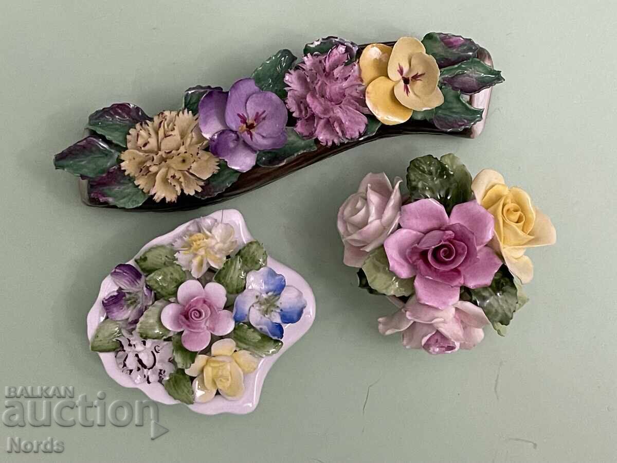 Lot flori din porțelan cu preț € 0.01 | 0.02 BGN Lot flori din porțelan cu preț € 0.01 | 0.02 BGN