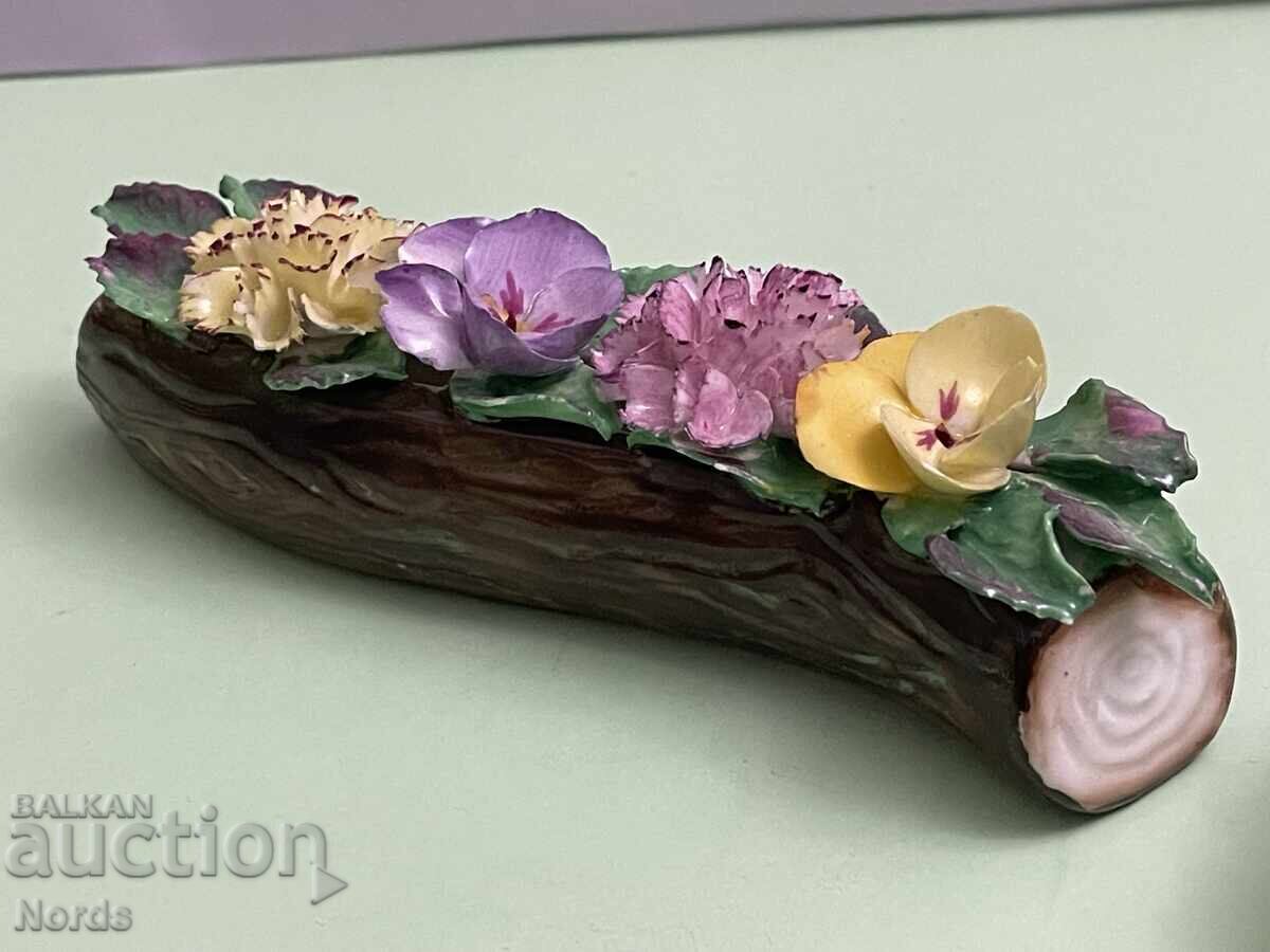 Licitație Lot flori din porțelan Licitație Lot flori din porțelan