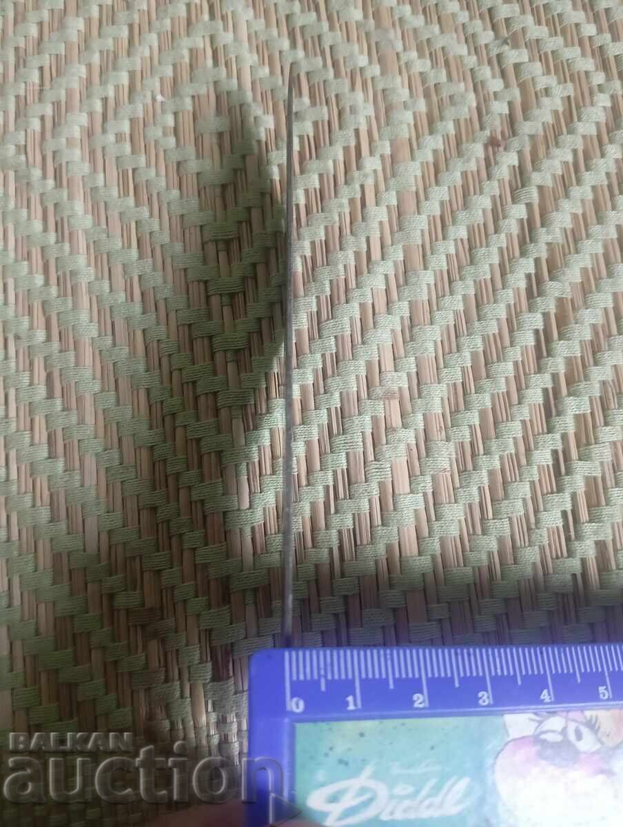 Δημοπρασία Ένα παλιό μαχαίρι Δημοπρασία Ένα παλιό μαχαίρι