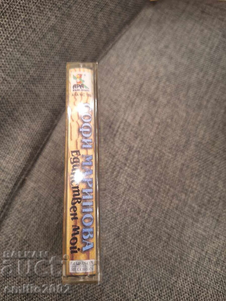 Casetă audio - Sofi Marinova cu preț € 1.49 | 2.91 BGN