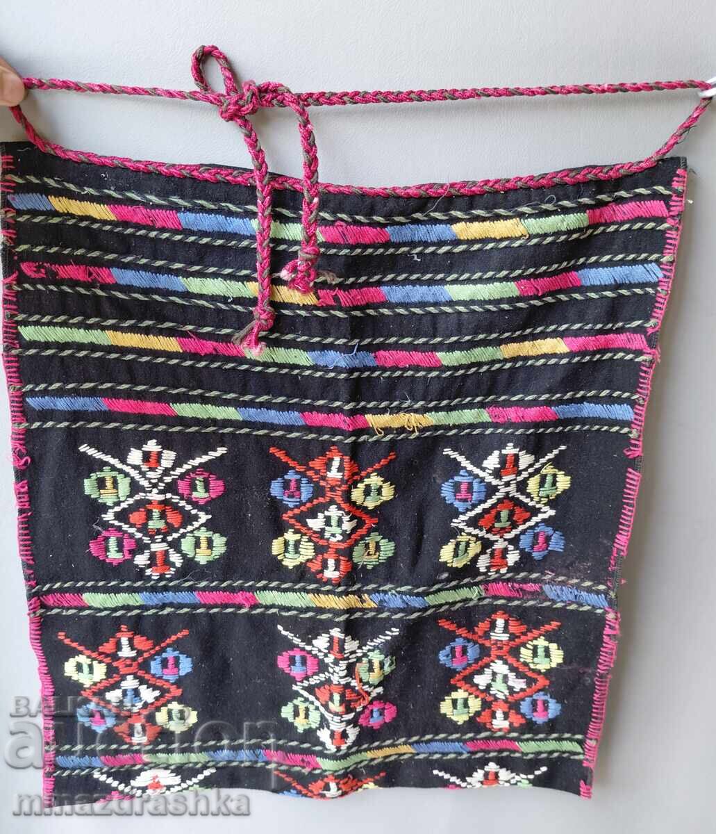 Престилка за народна носия Престилка за народна носия