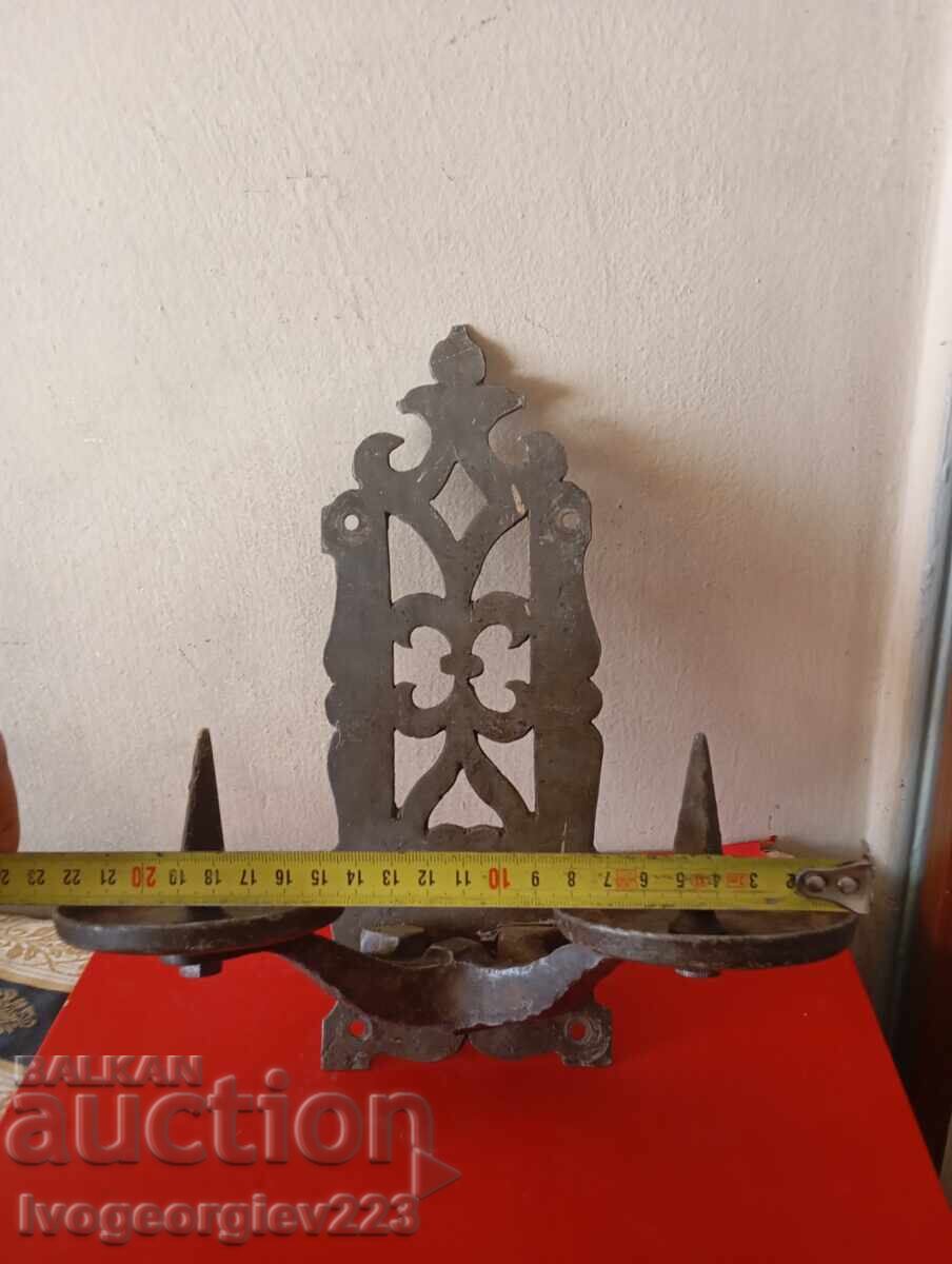 Аукцион Винтидж свещник за стена Аукцион Винтидж свещник за стена