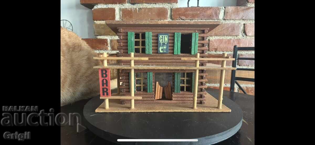 Παλιά western σπιτάκια Γερμανίας. Φιγούρες ινδιάνων, καουμπόηδων και στρατιωτών Παλιά western σπιτάκια Γερμανίας. Φιγούρες ινδιάνων, καουμπόηδων και στρατιωτών