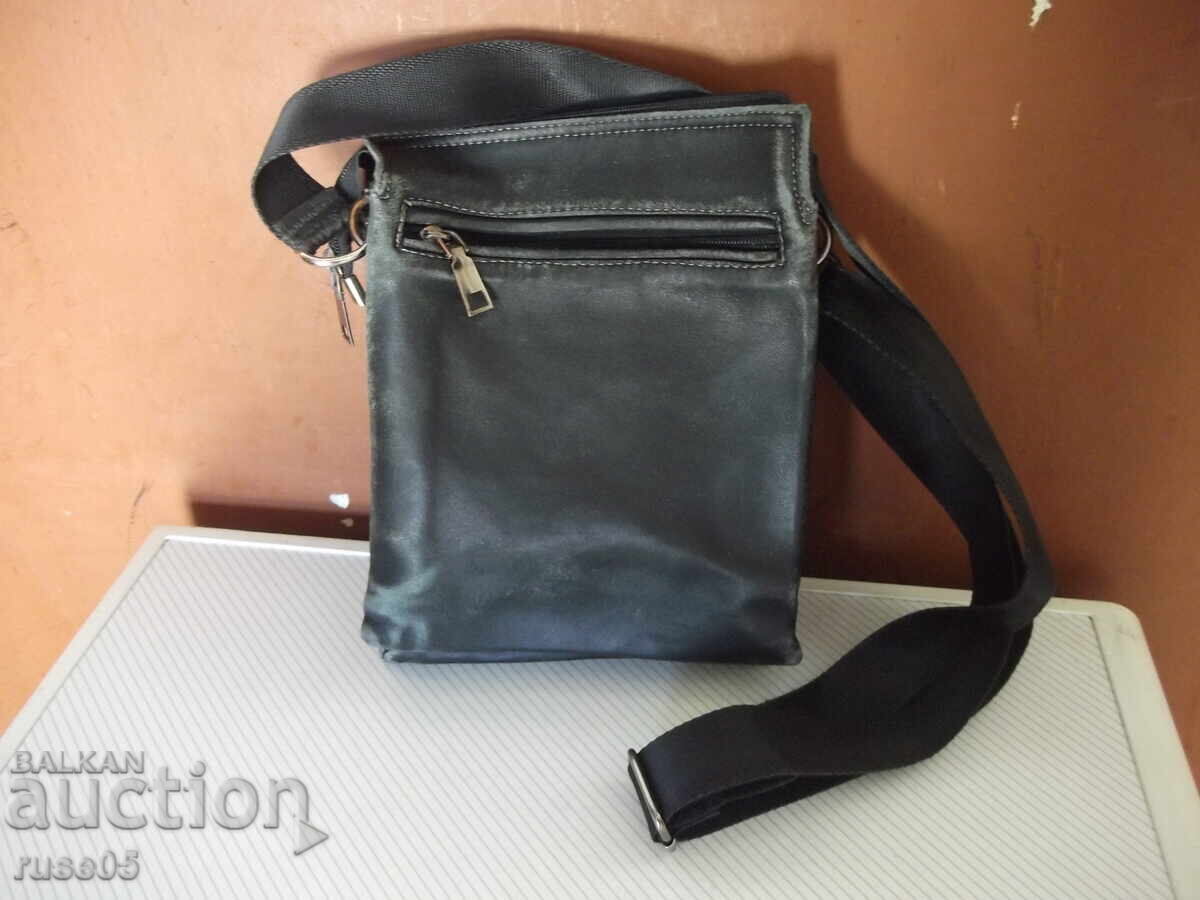 Аукцион Чанта мъжка през рамо Аукцион Чанта мъжка през рамо
