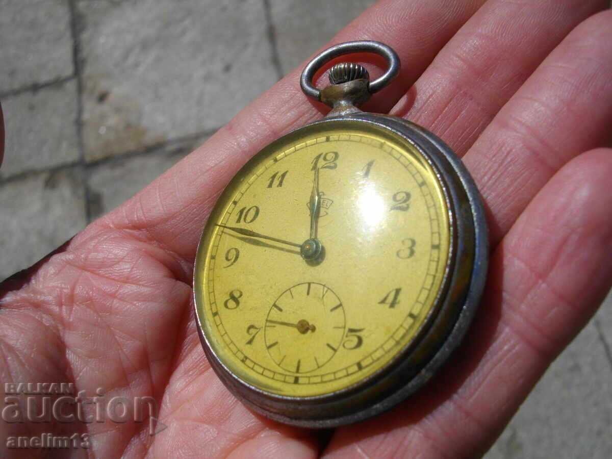 Auction  COLLECTIBLE THIEL POCKET WATCH