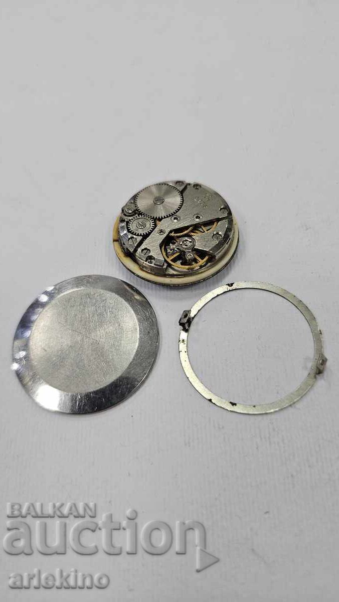 Hand-wound USSR Raketa watch movement - 5