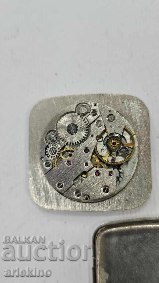 Livrarea Mecanism pentru ceas sovietic Zaria cu întoarcere manuală