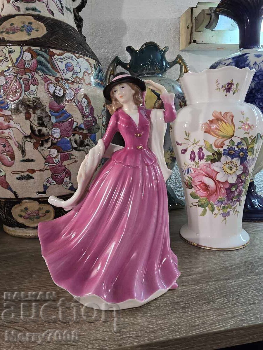 Порцеланова фигурка от The Leonardo Collection.
