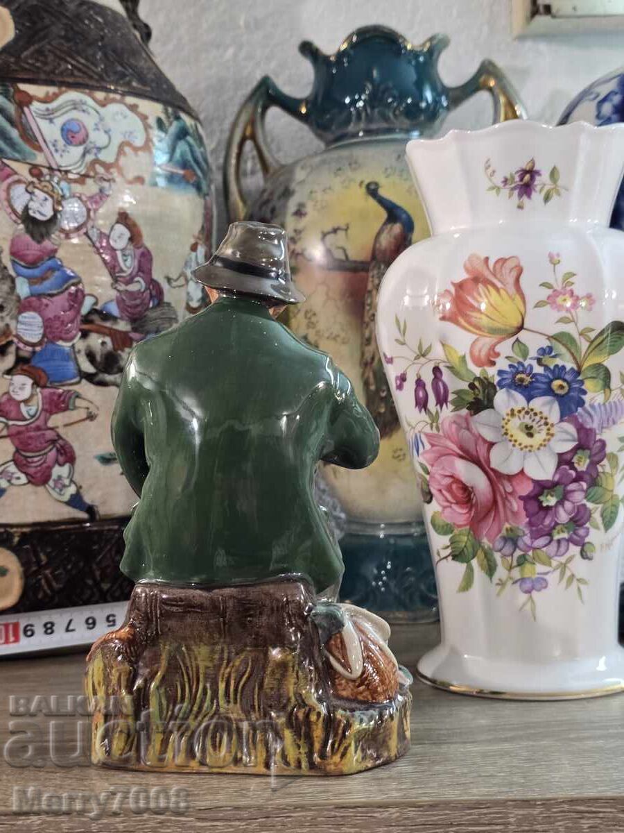 Παράδοση Royal Doulton, μοντέλο "A Good Catch" (H.N. 2258)