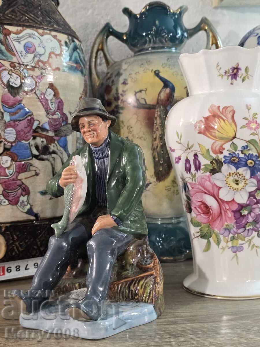 Royal Doulton, μοντέλο "A Good Catch" (H.N. 2258) - 5