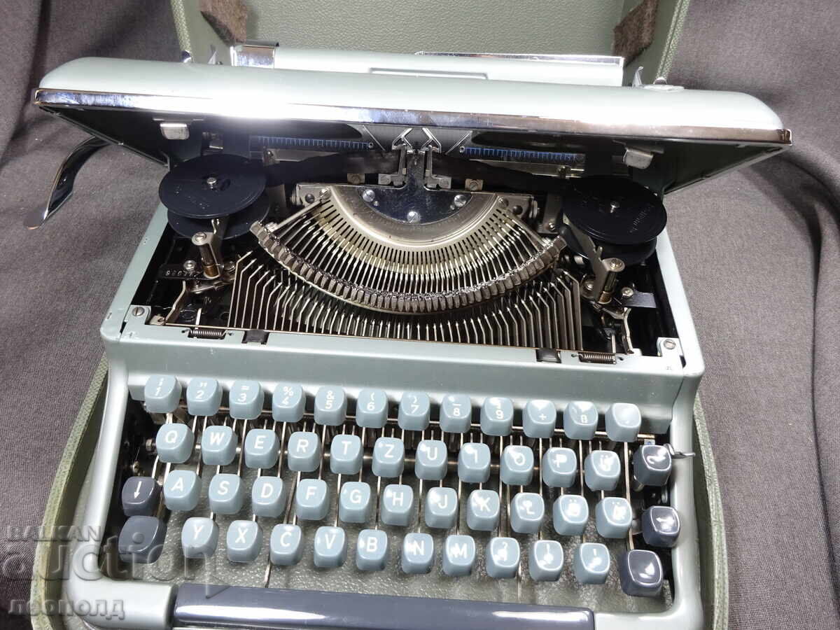 Παράδοση ΠΑΛΙΑ ΡΕΤΡΟ ΦΟΡΗΤΗ ΓΡΑΦΟΜΗΧΑΝΗ TORPEDO 18 GERMANY