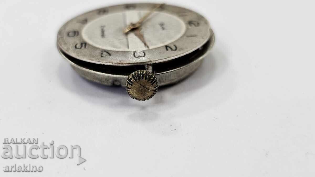 Δημοπρασία Μηχανισμός για χειροκίνητο σοβιετικό ρολόι ZIM Δημοπρασία Μηχανισμός για χειροκίνητο σοβιετικό ρολόι ZIM