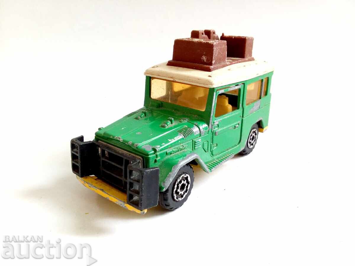 Доставка на Majorette Toyota Land Cruiser 1/36