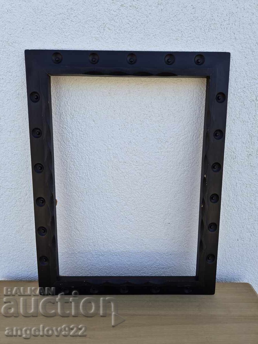 O rama frumoasa din lemn!!! cu preț € 0.01 | 0.02 BGN