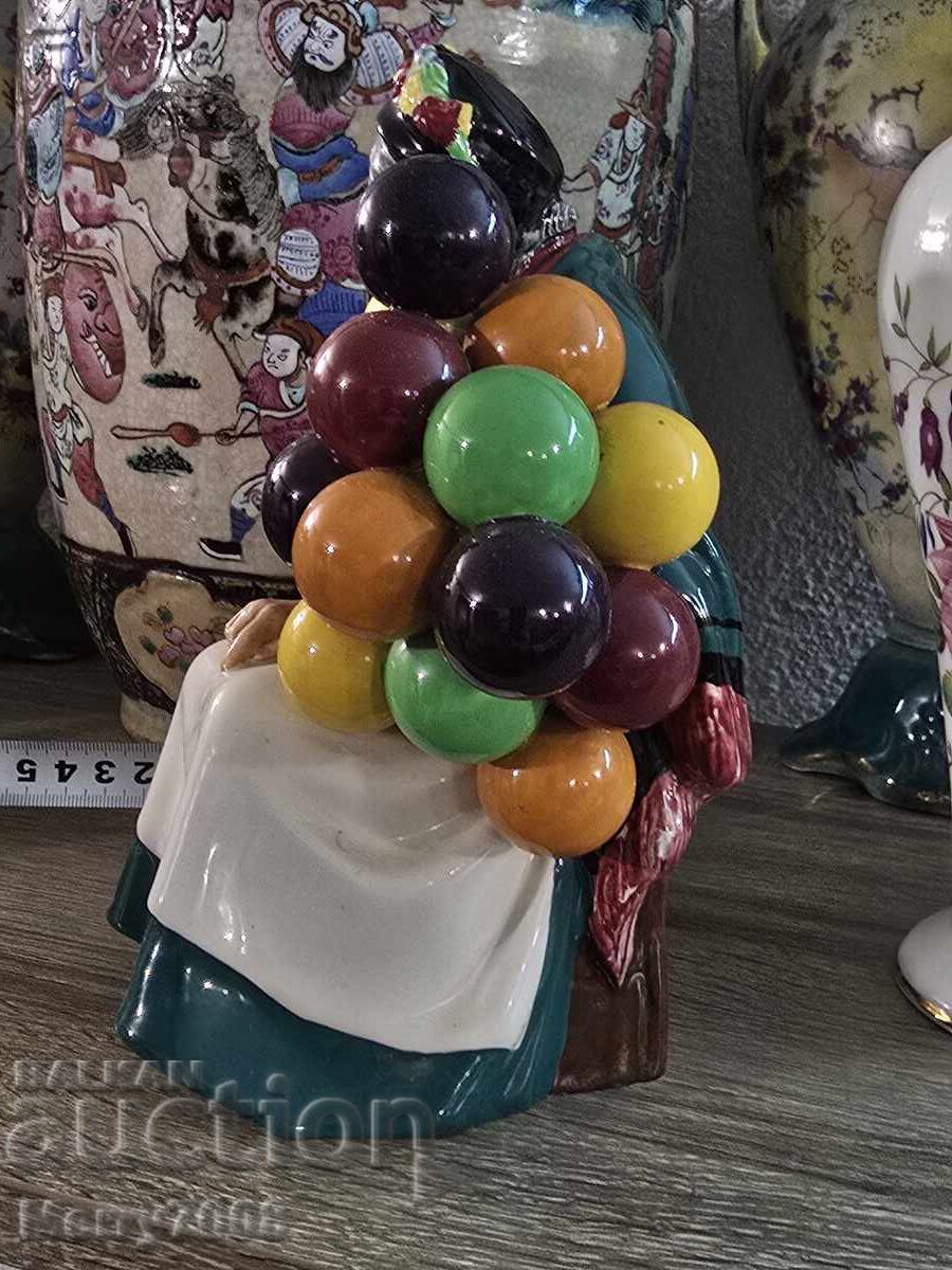 Royal Doulton - „The Old Balloon Seller” (HN 1315) !!! cu preț € 55.00 | 107.57 BGN