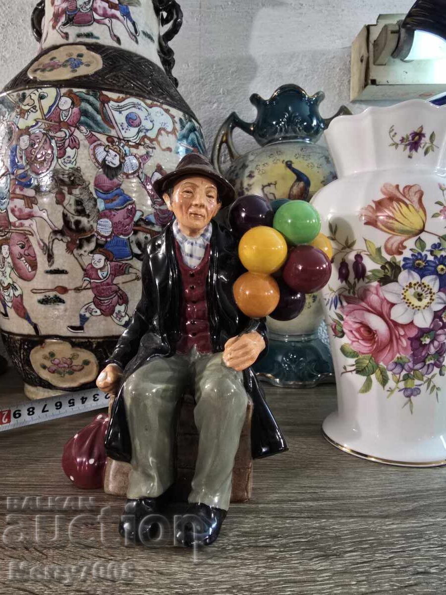 Royal Doulton, μοντέλο "The Balloon Man" (HN 1954) !!! με τιμή € 55.00 | 107.57 BGN