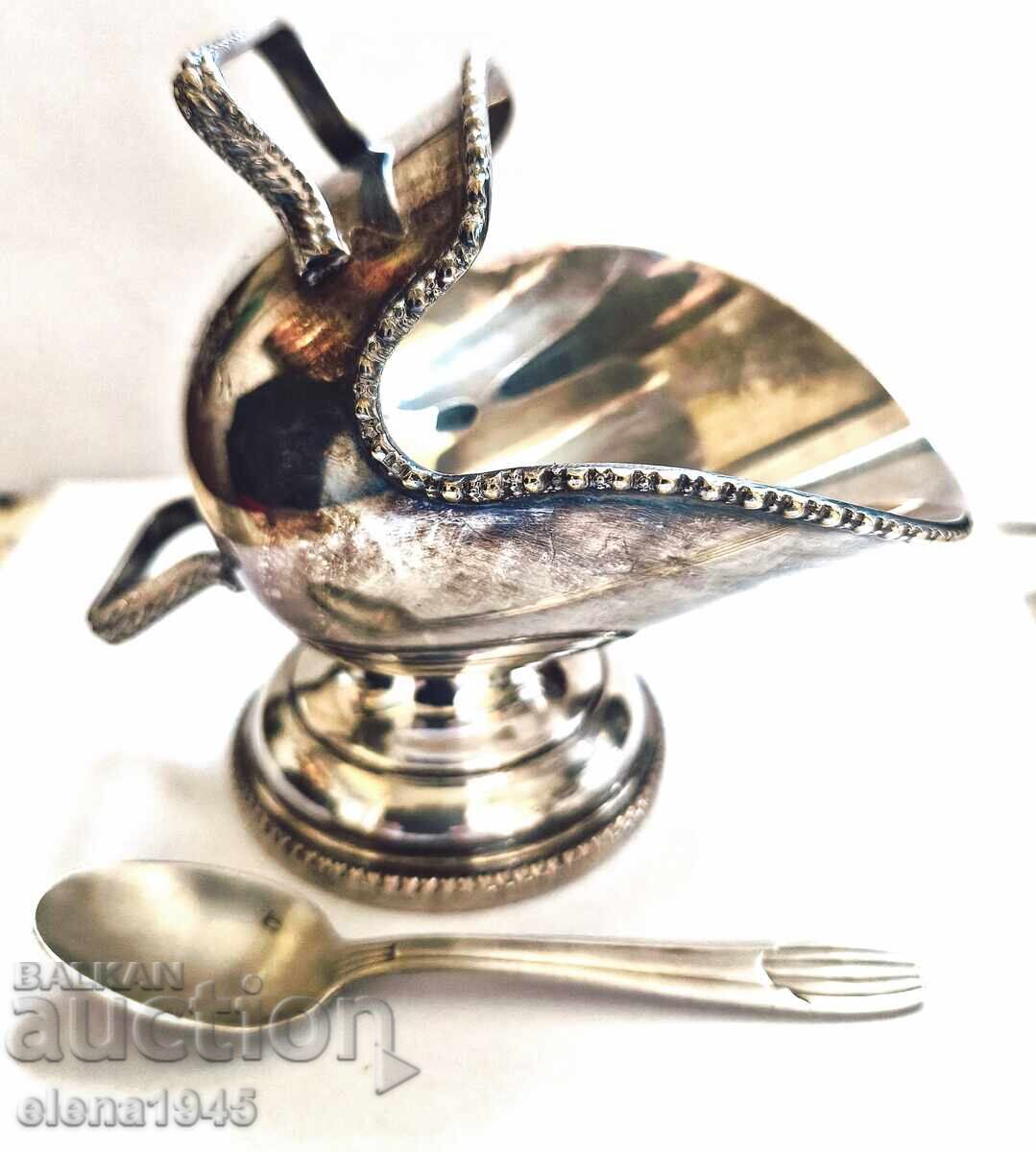 Livrarea Vasă de zahăr placată cu argint Livrarea Vasă de zahăr placată cu argint