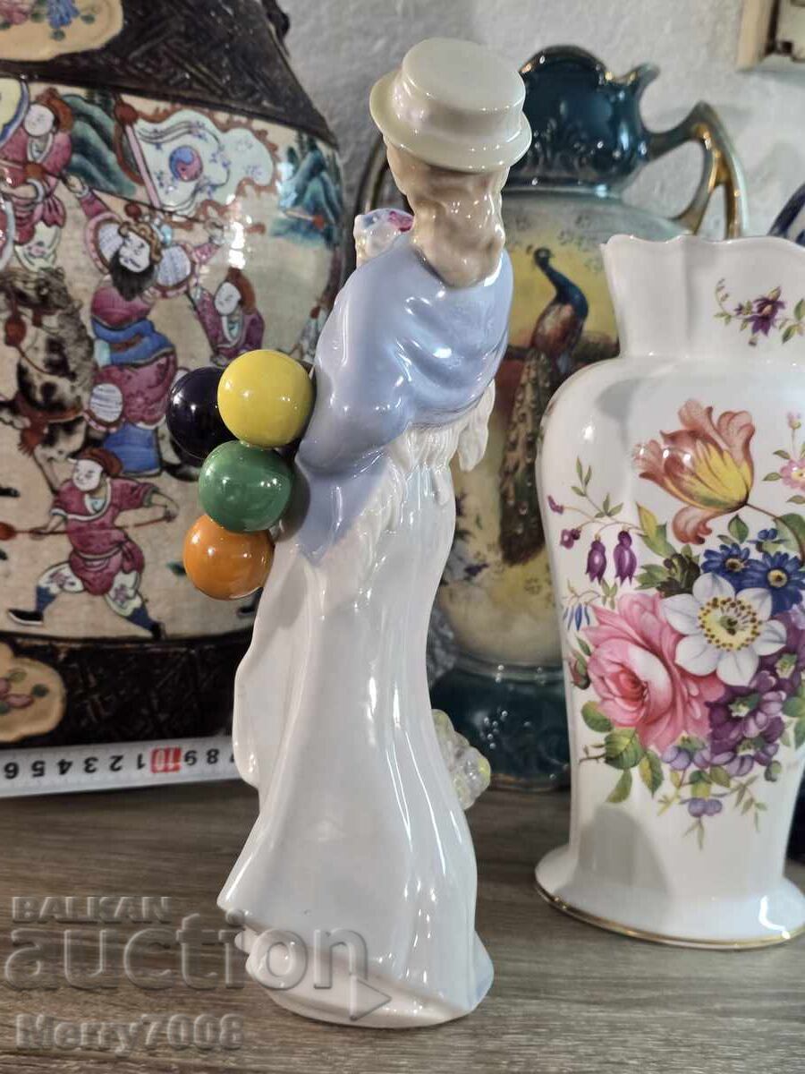 Livrarea Royal Doulton - „Covent Garden” (HN 2857) !!!