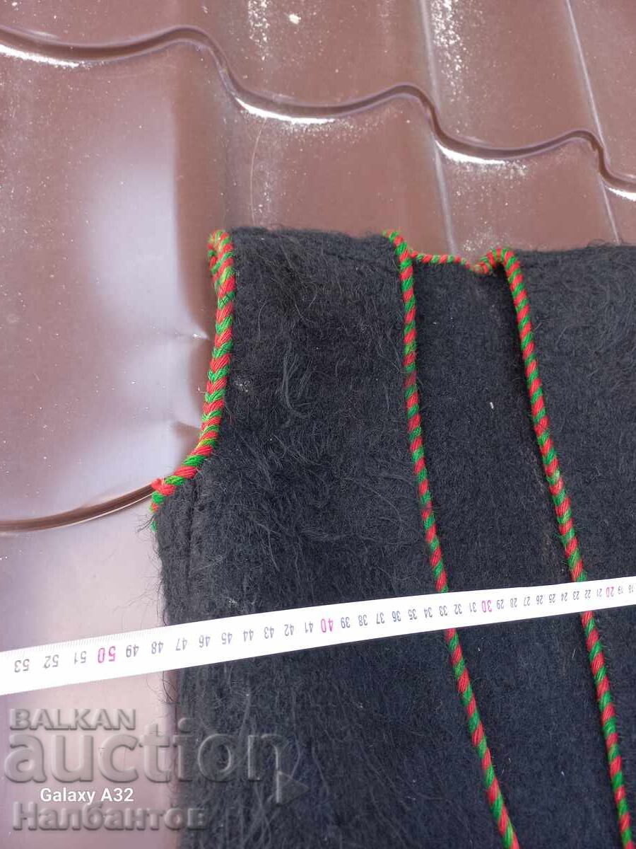 Auction VINTAGE WOMEN'S WOOL VEST KLASHNIK Auction VINTAGE WOMEN'S WOOL VEST KLASHNIK