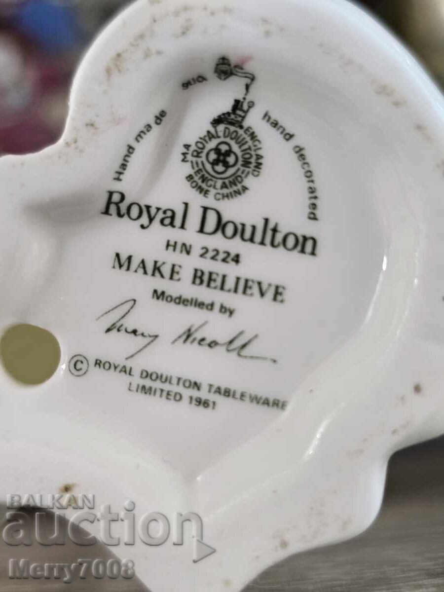 Livrarea Figurină Royal Doulton intitulată "Make Believe" (HN2224) !!!