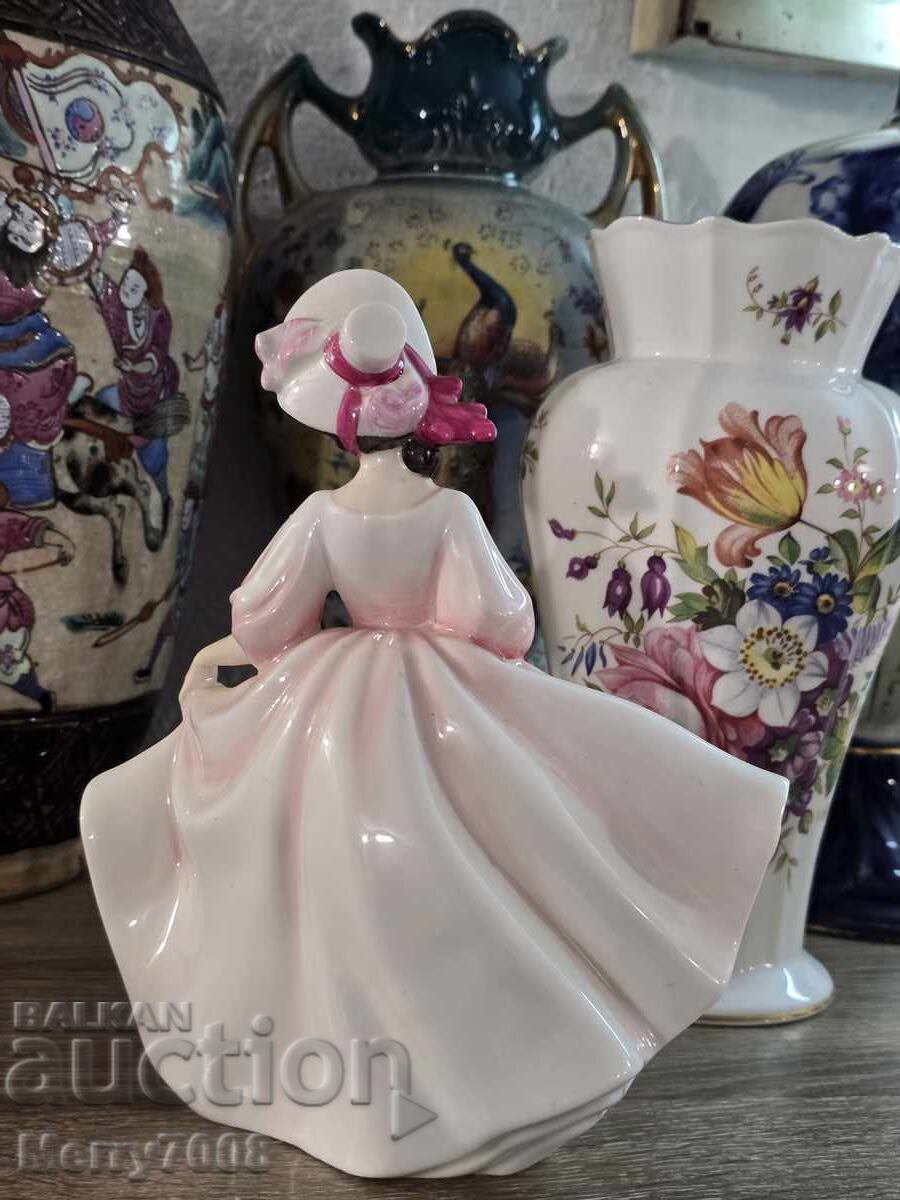 Royal Doulton, modelul "Sunday Best" (HN2698) !!! cu preț € 75.00 | 146.69 BGN