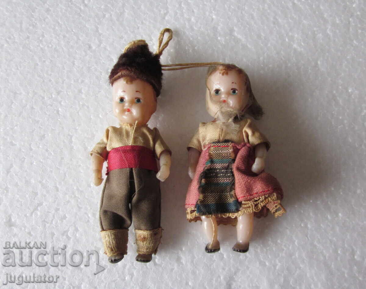 παλιά βουλγάρικη παιδική κούκλα παιχνίδι κούκλες με παραδοσιακή φορεσιά
