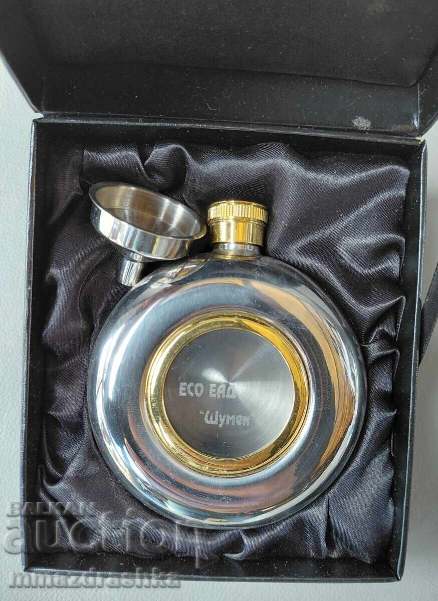 Ploscă pentru whisky cu pâlnie, nouă