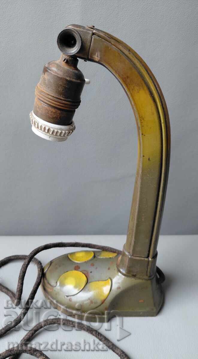 Lampă de noapte veche de peste 100 de ani - 7 Lampă de noapte veche de peste 100 de ani - 7