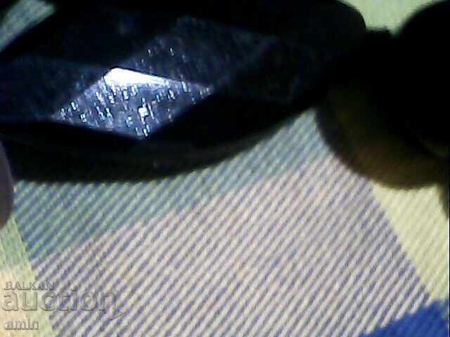 Livrarea Colier vechi din pietre naturale Livrarea Colier vechi din pietre naturale