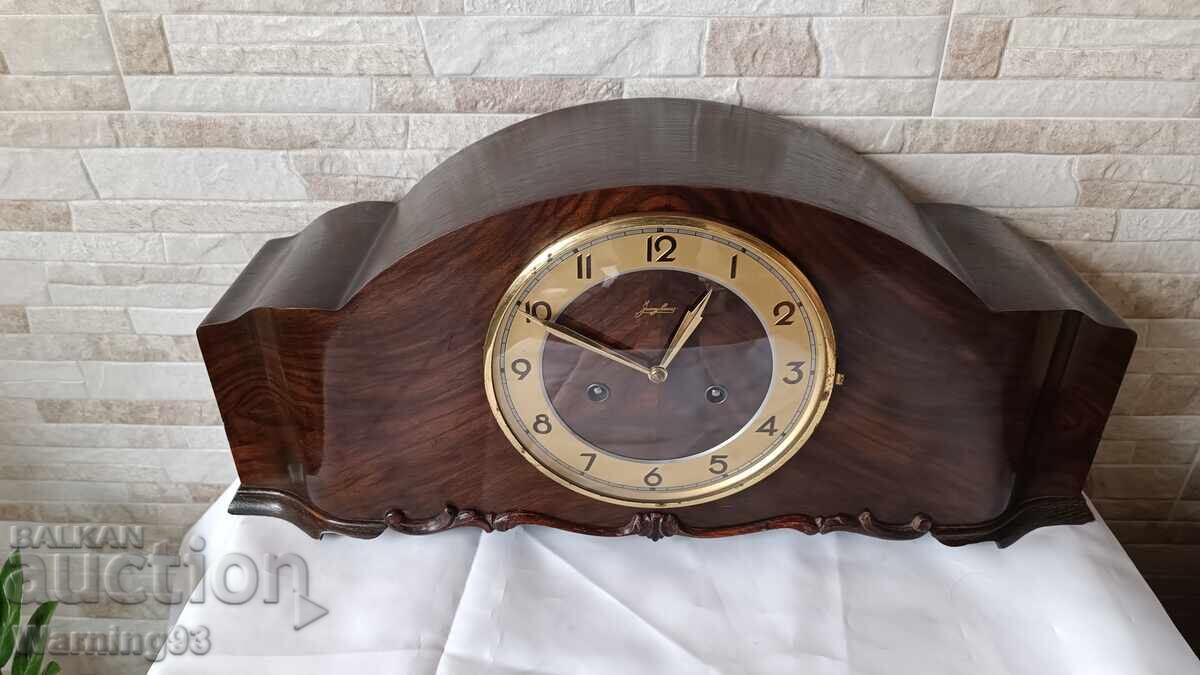 Παλιό ρολόι τζακιού - Junghans - Γερμανία - Αντίκα - 1970 με τιμή € 85.00 | 166.25 BGN