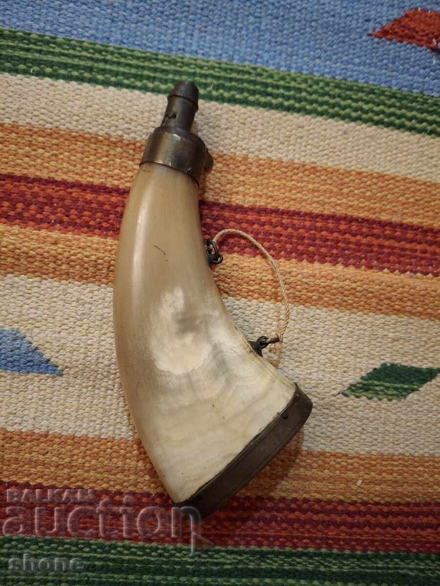 Pulbere pentru pistoale cu cremene, puști, carabine, archebuze cu preț € 80.00 | 156.47 BGN Pulbere pentru pistoale cu cremene, puști, carabine, archebuze cu preț € 80.00 | 156.47 BGN