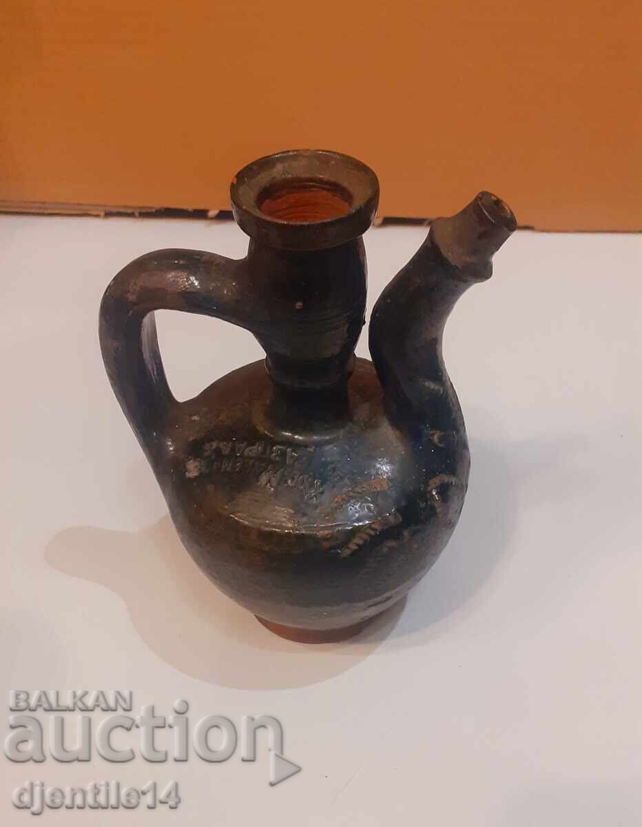 Cană din ceramică, semnată, veche