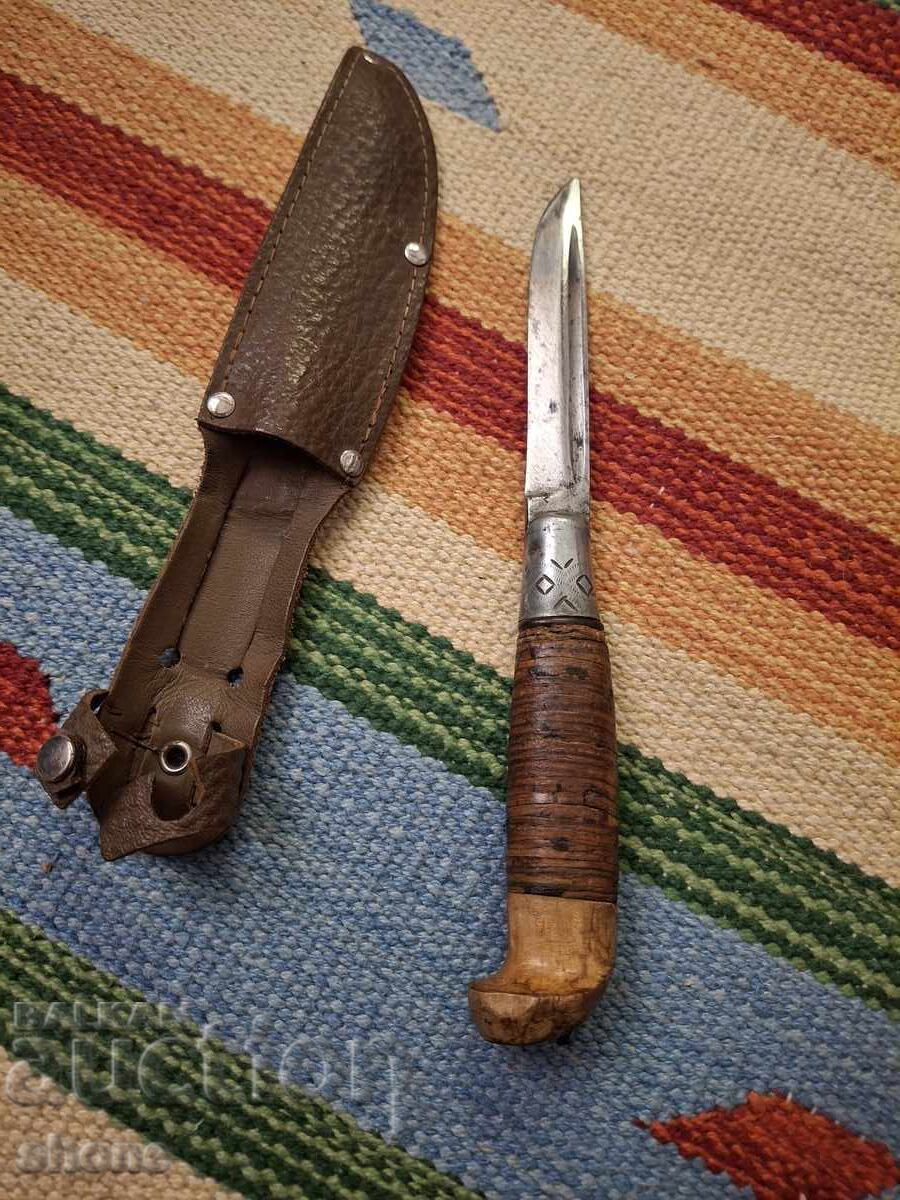 Cuțit finlandez, puukko, caraculac, lamă, iatagan cu preț € 50.00 | 97.79 BGN