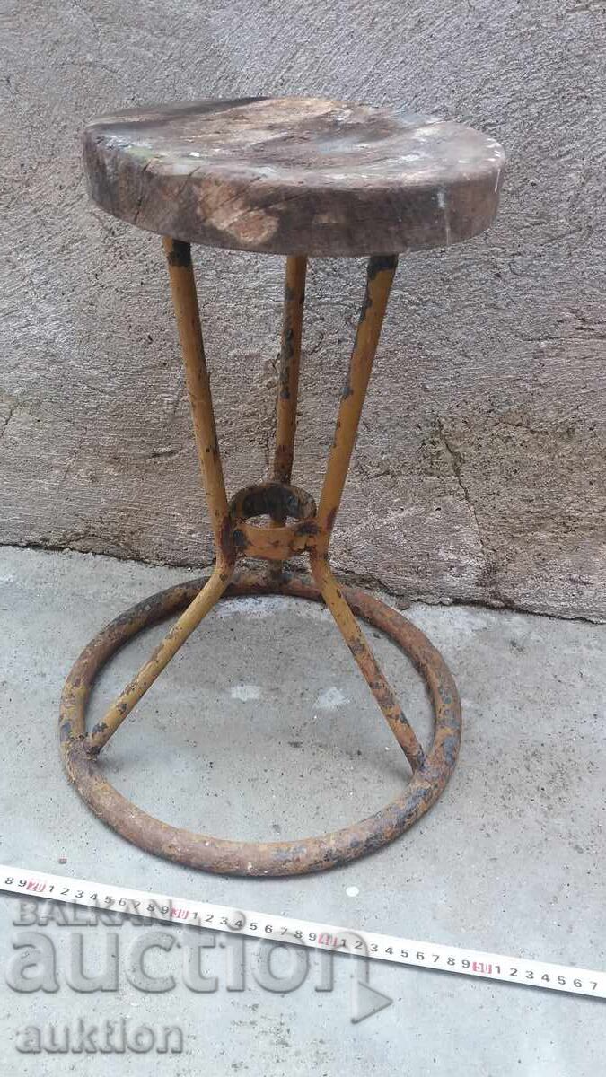 παλιά μασίφ μεταλλική καρέκλα - οδοντιατρική με τιμή € 12.99 | 25.41 BGN παλιά μασίφ μεταλλική καρέκλα - οδοντιατρική με τιμή € 12.99 | 25.41 BGN