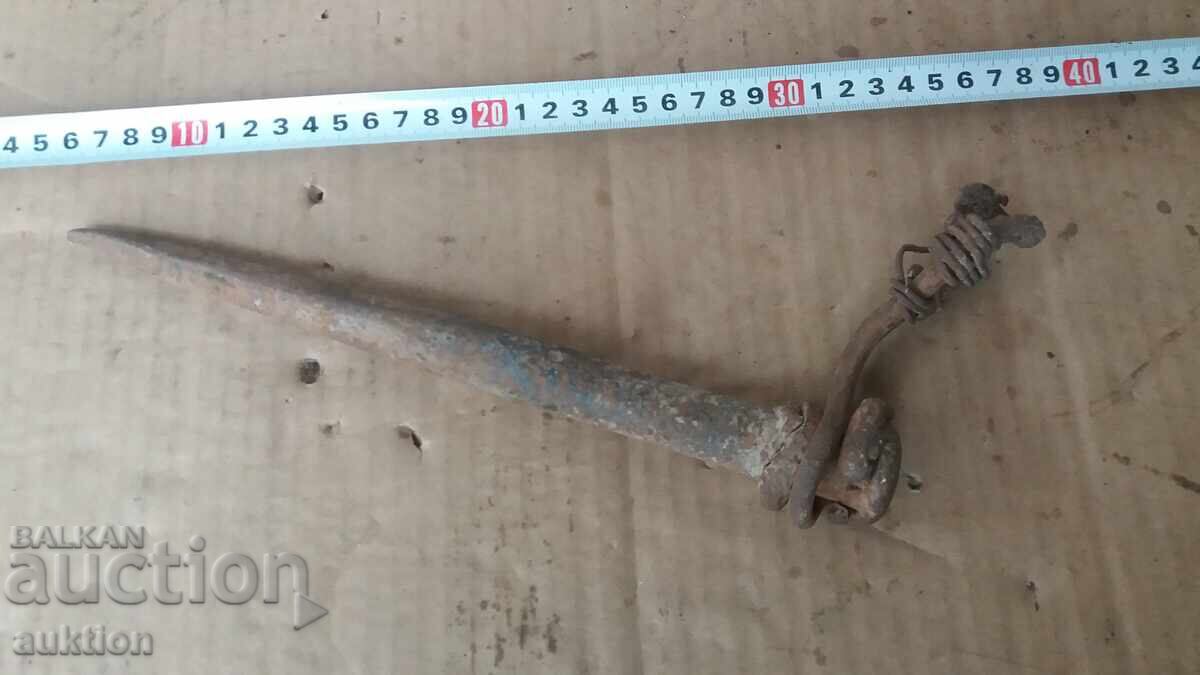 Livrarea PENE MASIVE, DALTA - CĂTUȘĂ