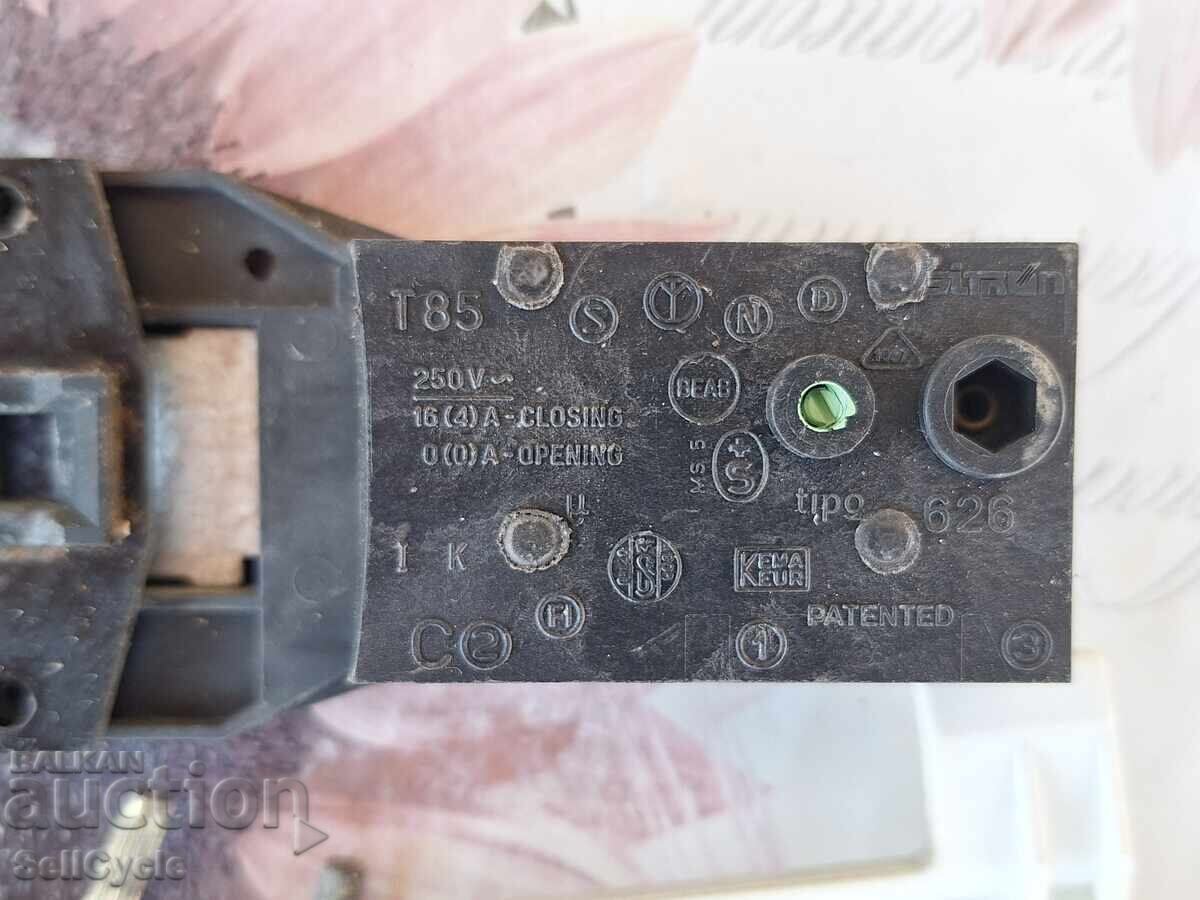 ✅ÎNCUIETOARE MAȘINĂ DE SPĂLAT INDESIT WG 432 TX❗ cu preț € 5.00 | 9.78 BGN