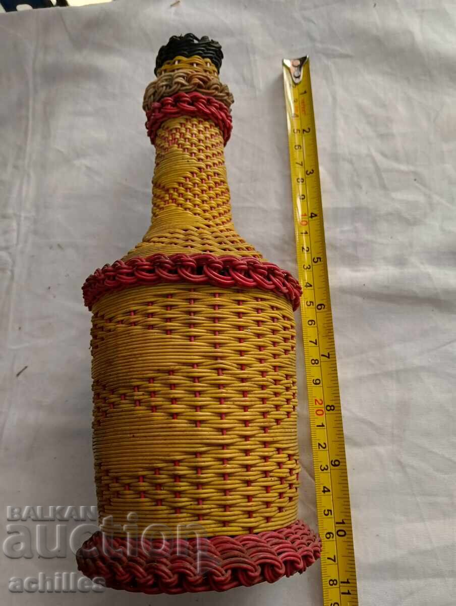 Доставка на Плетено шише Доставка на Плетено шише