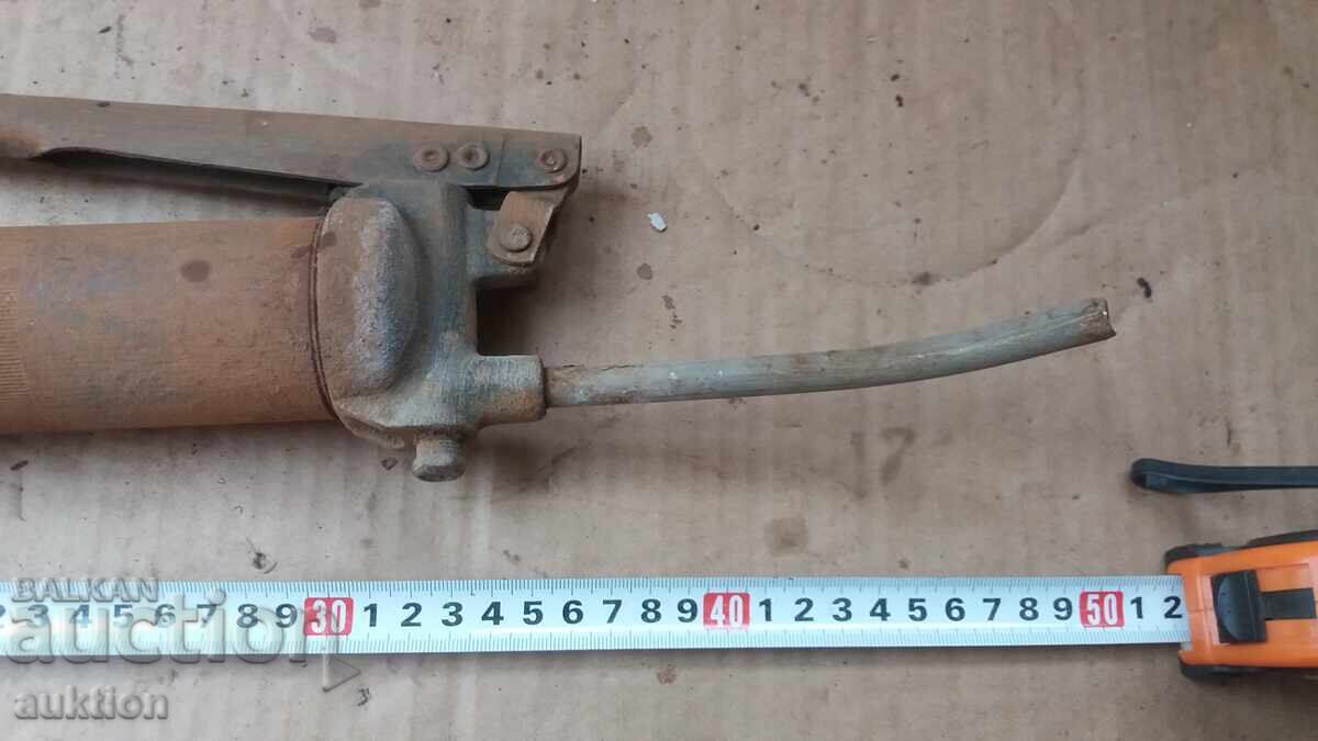 Auction  OLD GREASE GUN