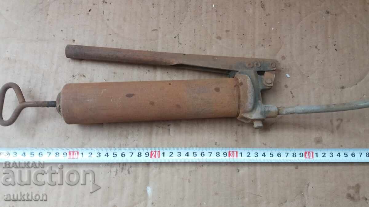 OLD GREASE GUN