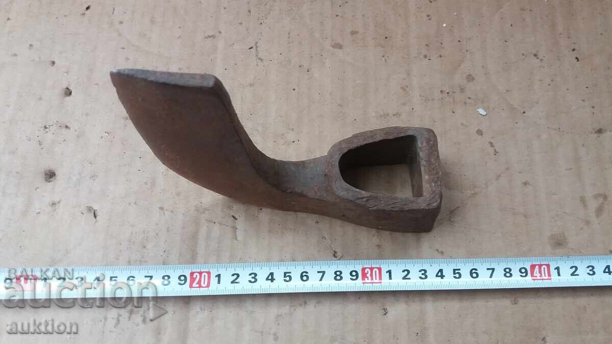 Аукцион ОТЛИЧНА МАСИВНА СОЦ. БРАДВА Аукцион ОТЛИЧНА МАСИВНА СОЦ. БРАДВА