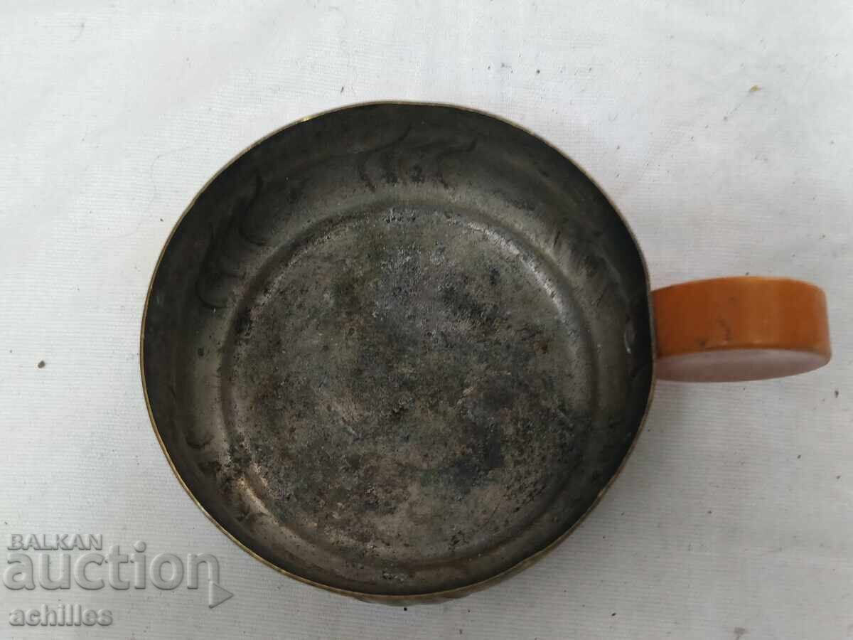 Silver-plated mug with a Catalin handle with price € 5.00 | 9.78 BGN Silver-plated mug with a Catalin handle with price € 5.00 | 9.78 BGN