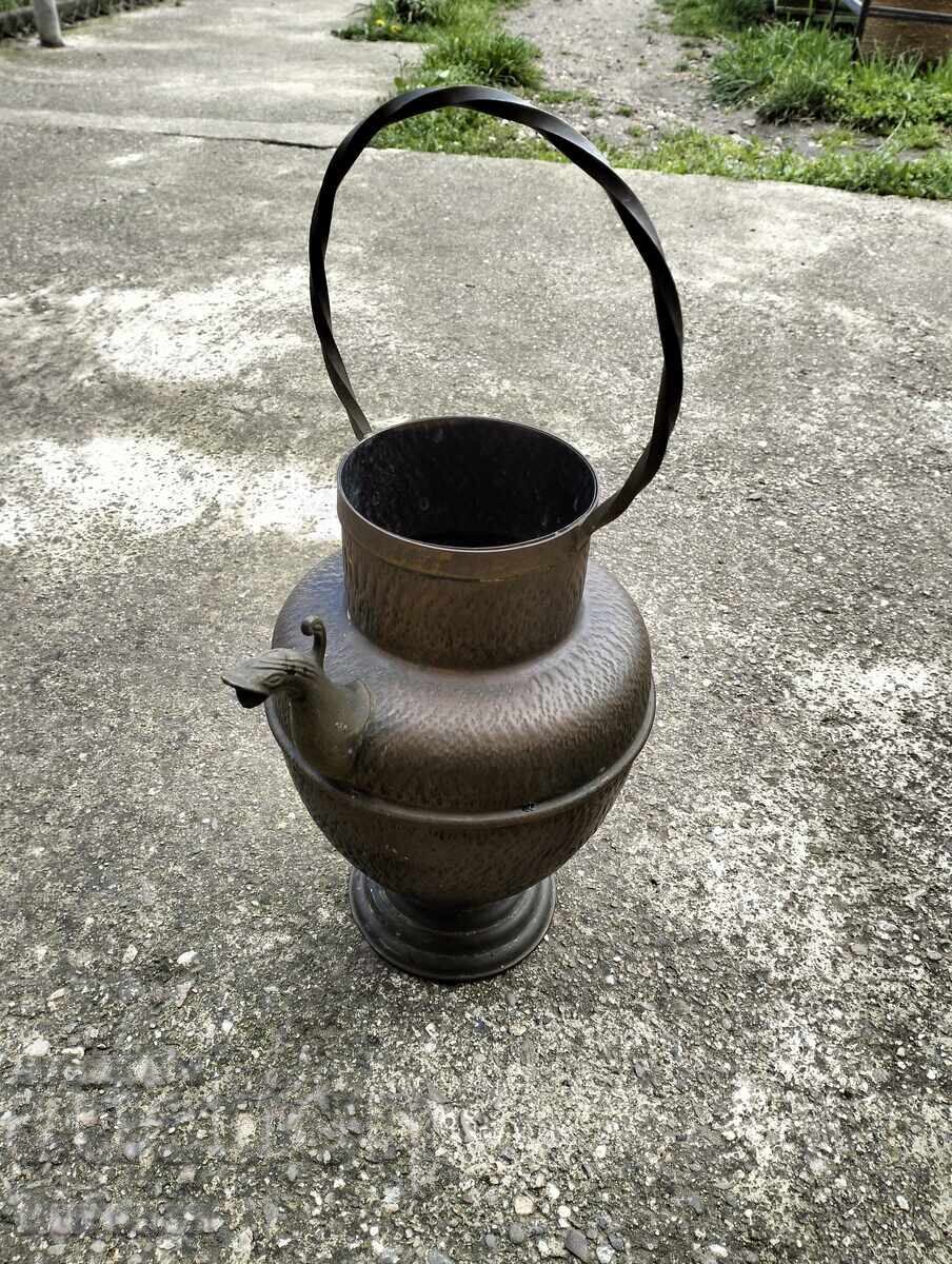 Vas vechi din cupru, cană cu preț € 29.99 | 58.66 BGN