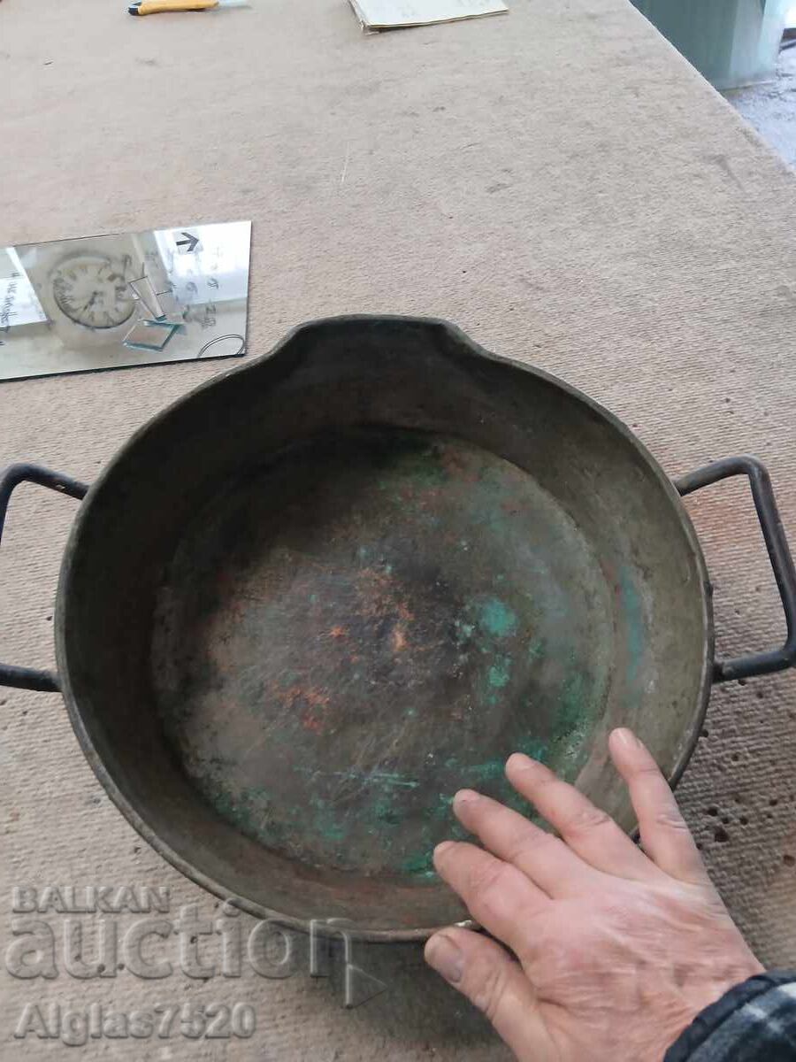 Licitație Tavă veche de cupru