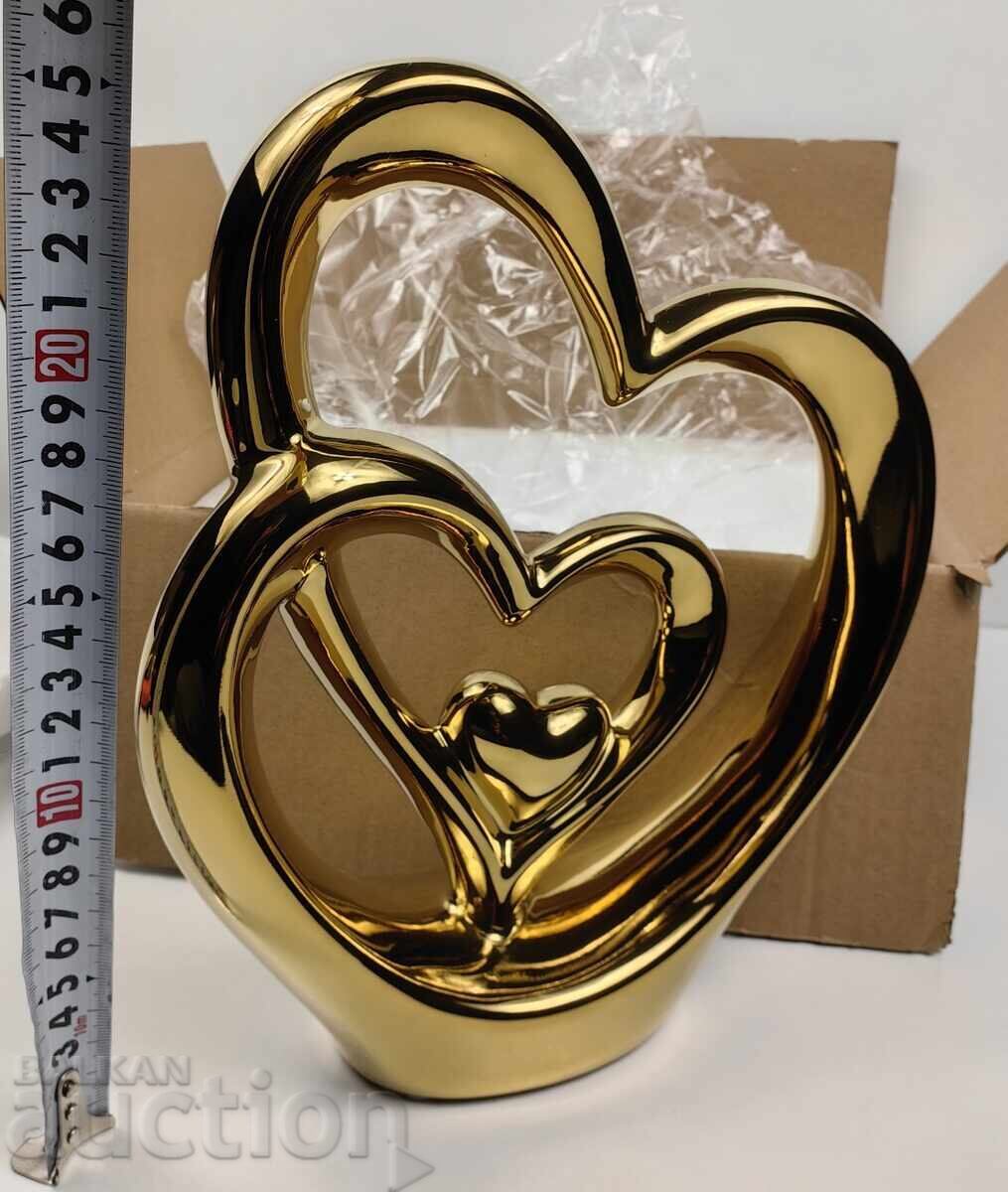 Доставка на СКУЛПТУРА ПЛАСТИКА ФИГУРА СУВЕНИР СЪРЦЕ ВЛЮБЕНИ СЪРЦА ДВАМА Доставка на СКУЛПТУРА ПЛАСТИКА ФИГУРА СУВЕНИР СЪРЦЕ ВЛЮБЕНИ СЪРЦА ДВАМА