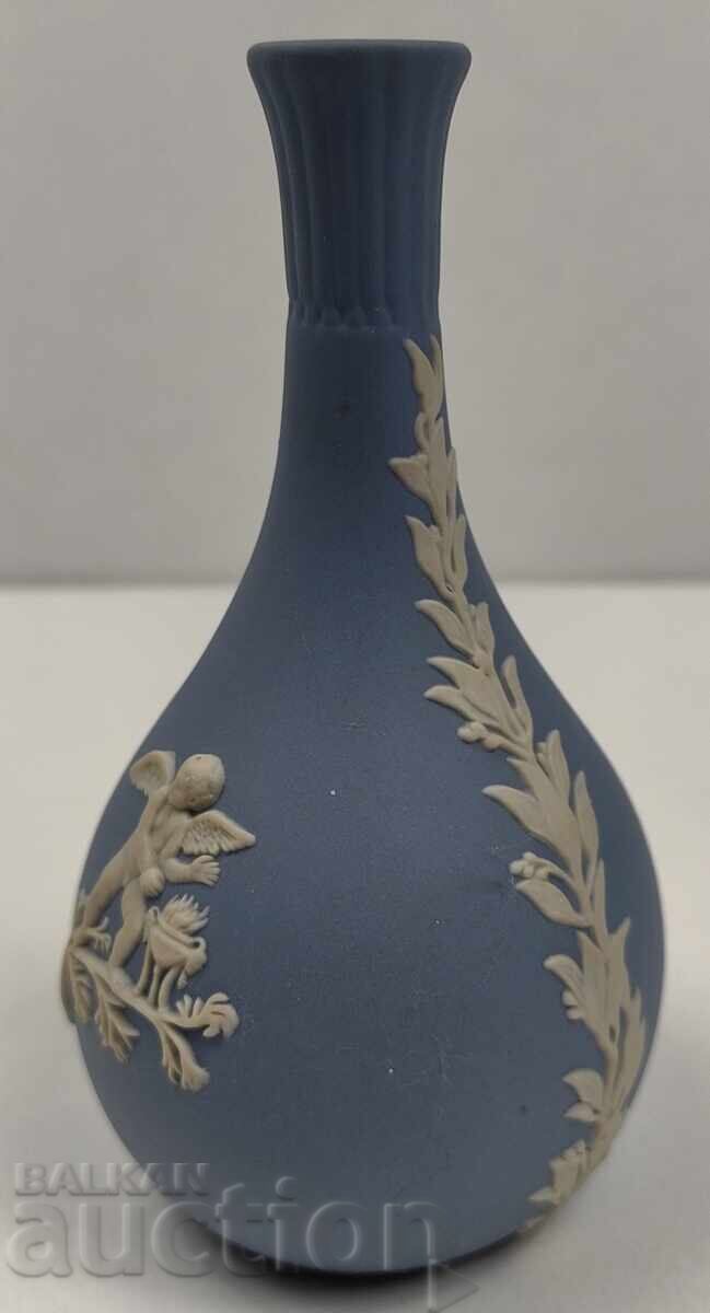 VAZĂ CERAMICĂ VAZĂ MICĂ cu preț € 6.00 | 11.73 BGN VAZĂ CERAMICĂ VAZĂ MICĂ cu preț € 6.00 | 11.73 BGN