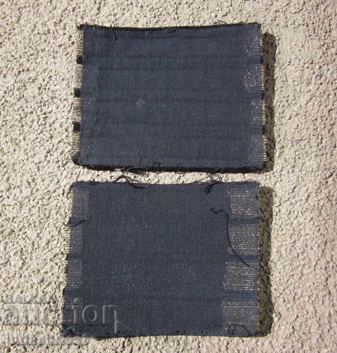 Licitație Insigne navale militare bulgărești pentru jachetă