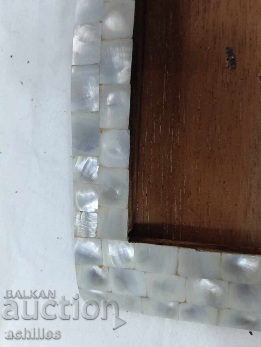 Ramă din lemn cu sidef cu preț € 5.00 | 9.78 BGN