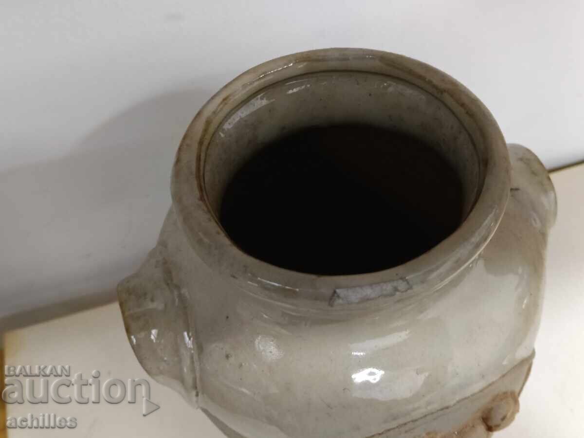 Πορσελάνινο πιθάρι με τιμή € 5.00 | 9.78 BGN
