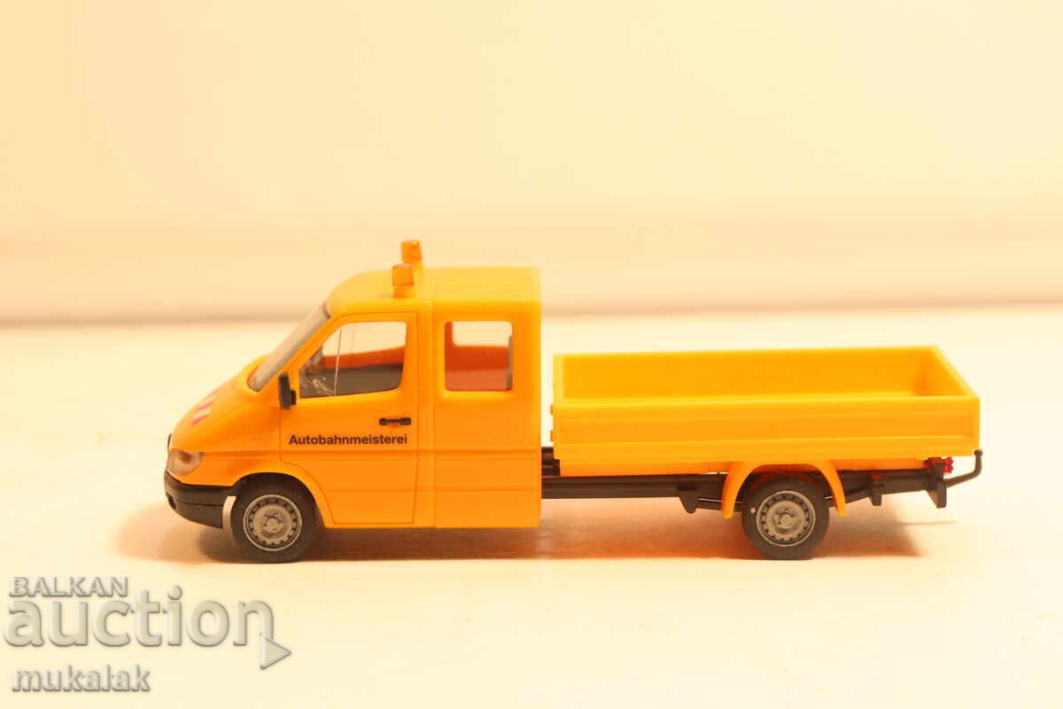 HERPA H0 1/87 MERCEDES SPRINTER CAMION MODEL AUTO